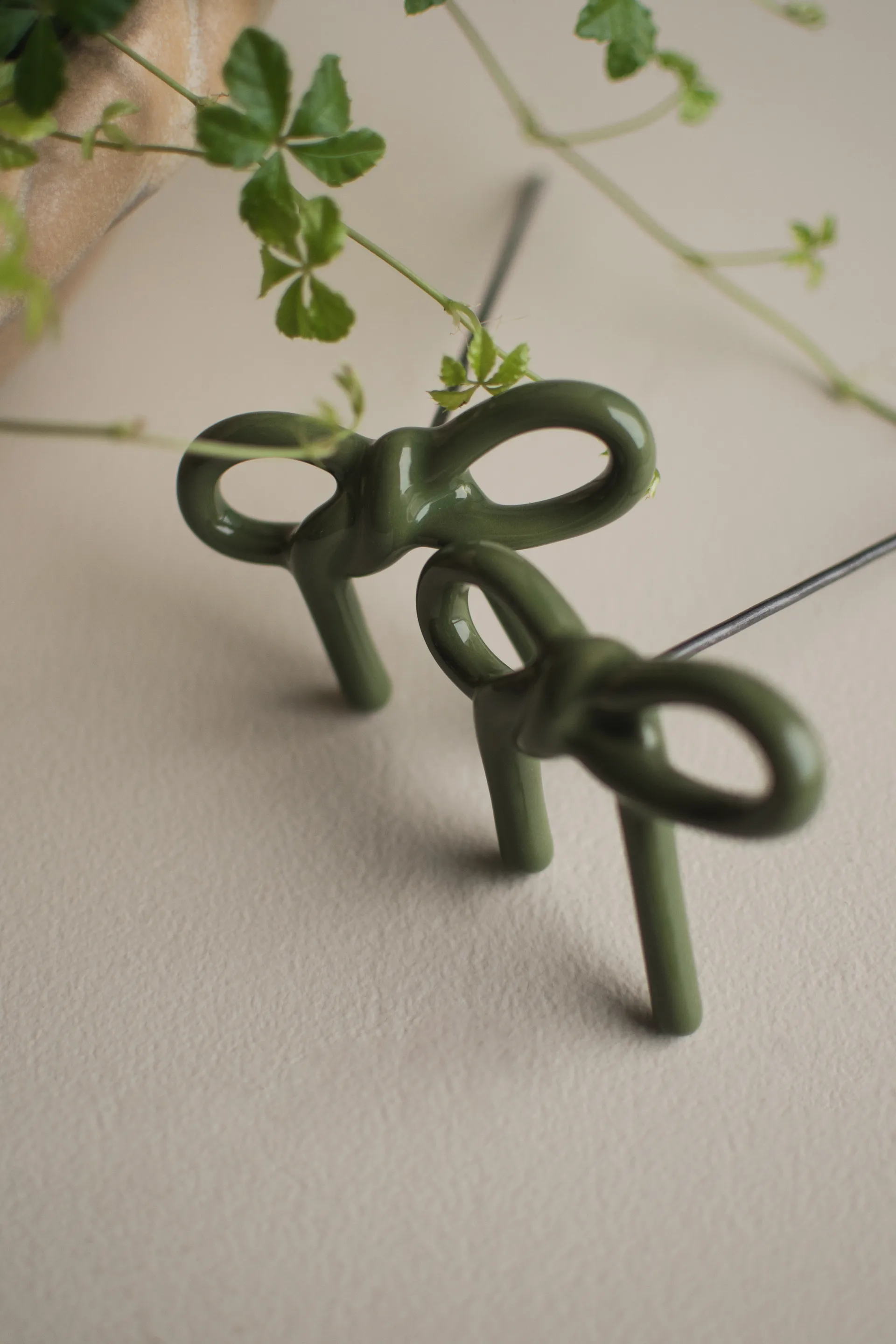 Bow blomsterdekorasjon, Shiny green DBKD