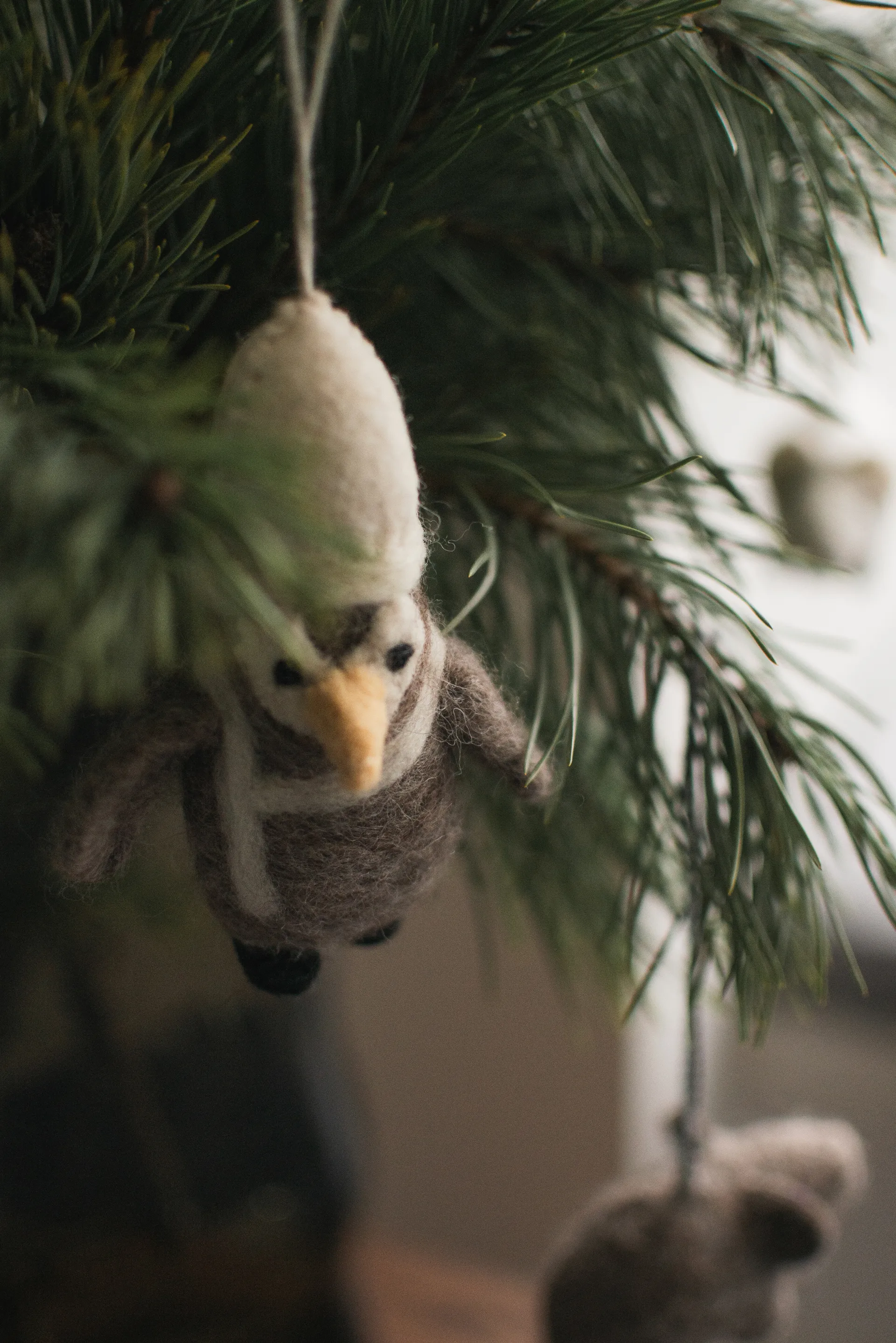 Hengende pingvin dekorasjonshengende, Beige-white DBKD