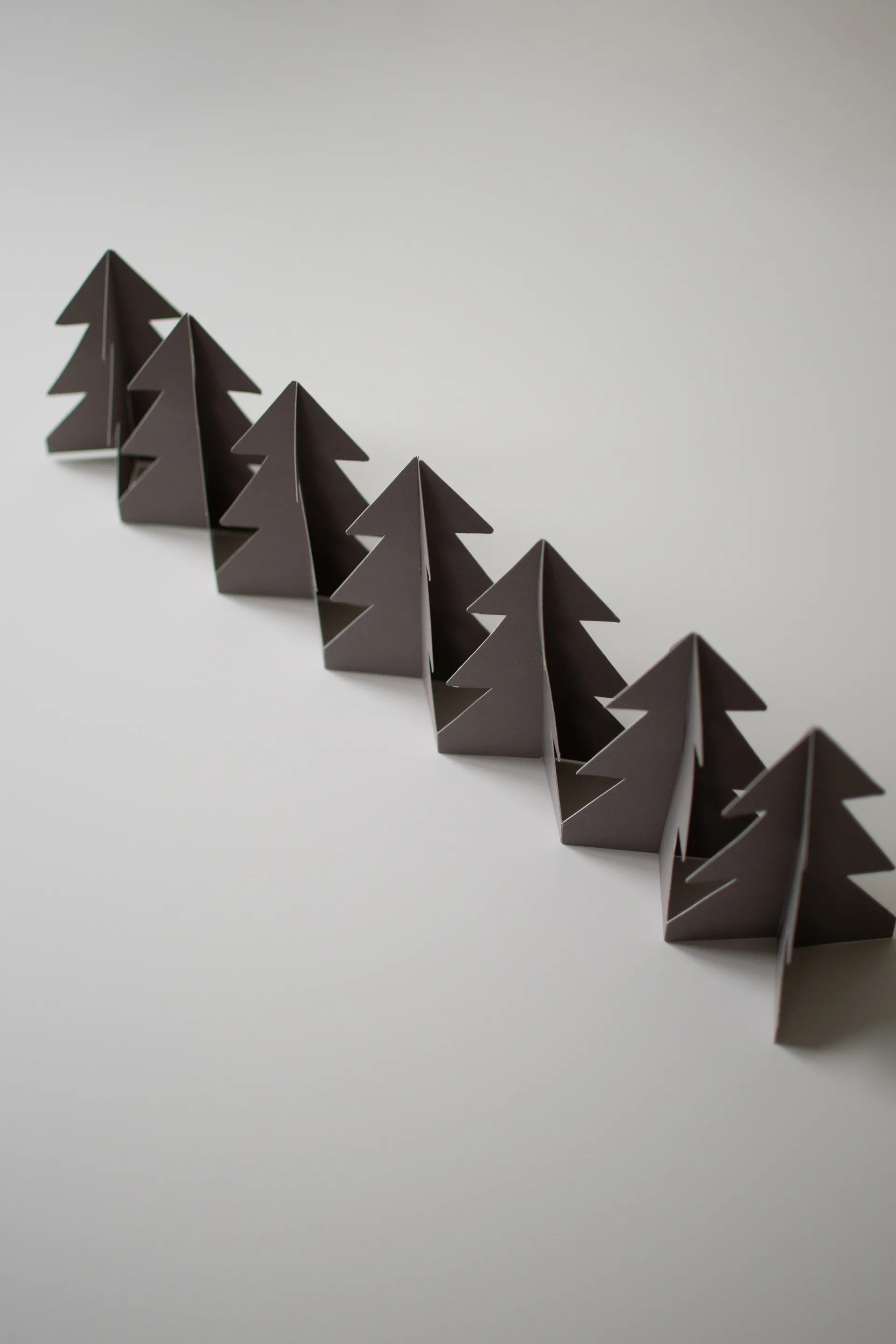 Tree in a row dekorasjon, Mole, 7x60 cm DBKD