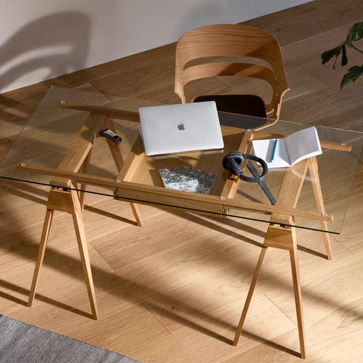 Arco skrivebord, sort lakk, inkl. skuff, glassplate Design House Stockholm