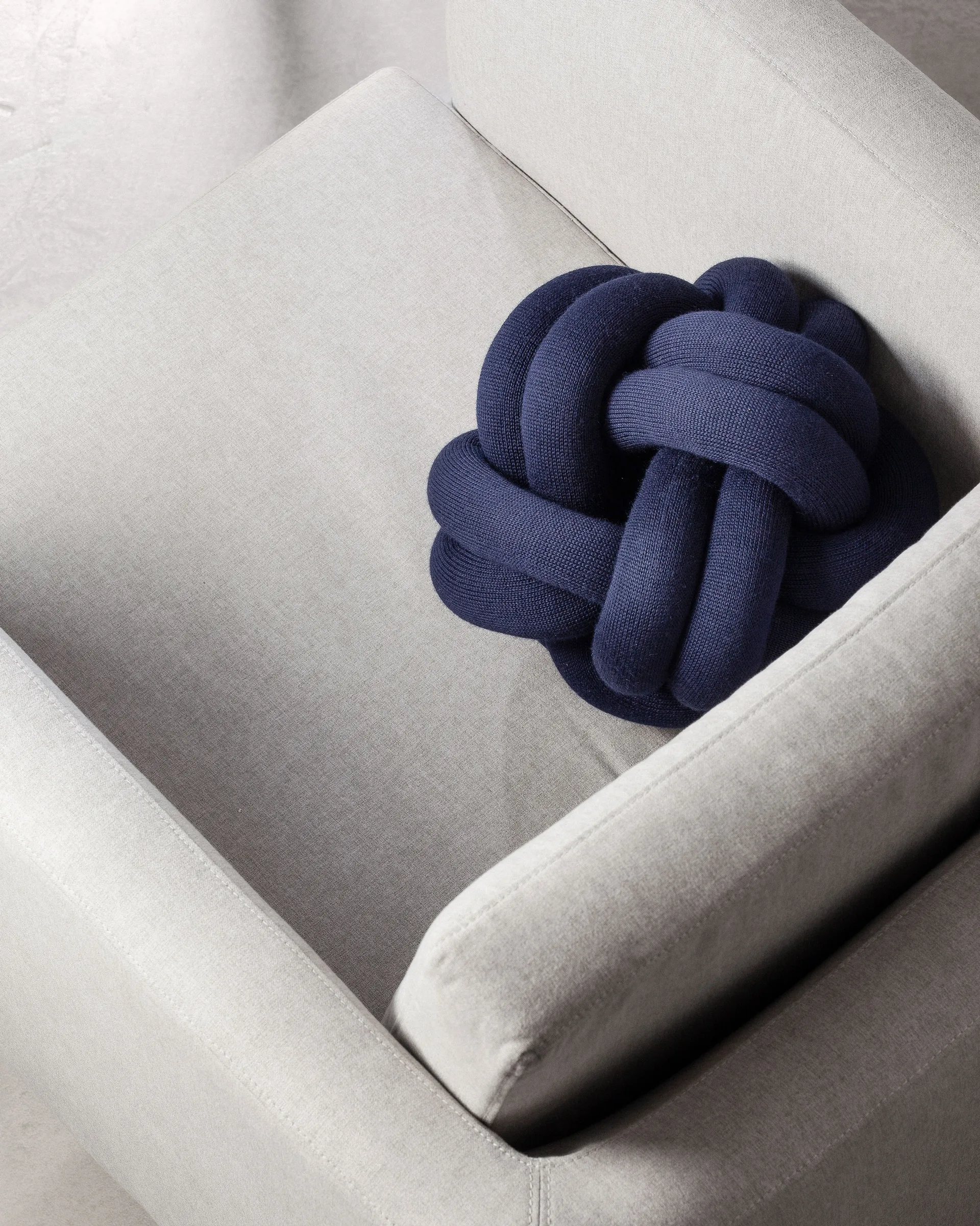 Knot pute, navy Design House Stockholm