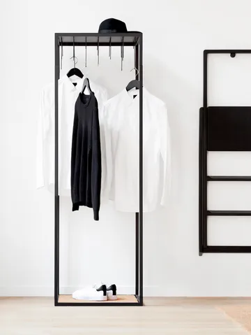 Step Gardintrapp - Sortbeiset - Design House Stockholm
