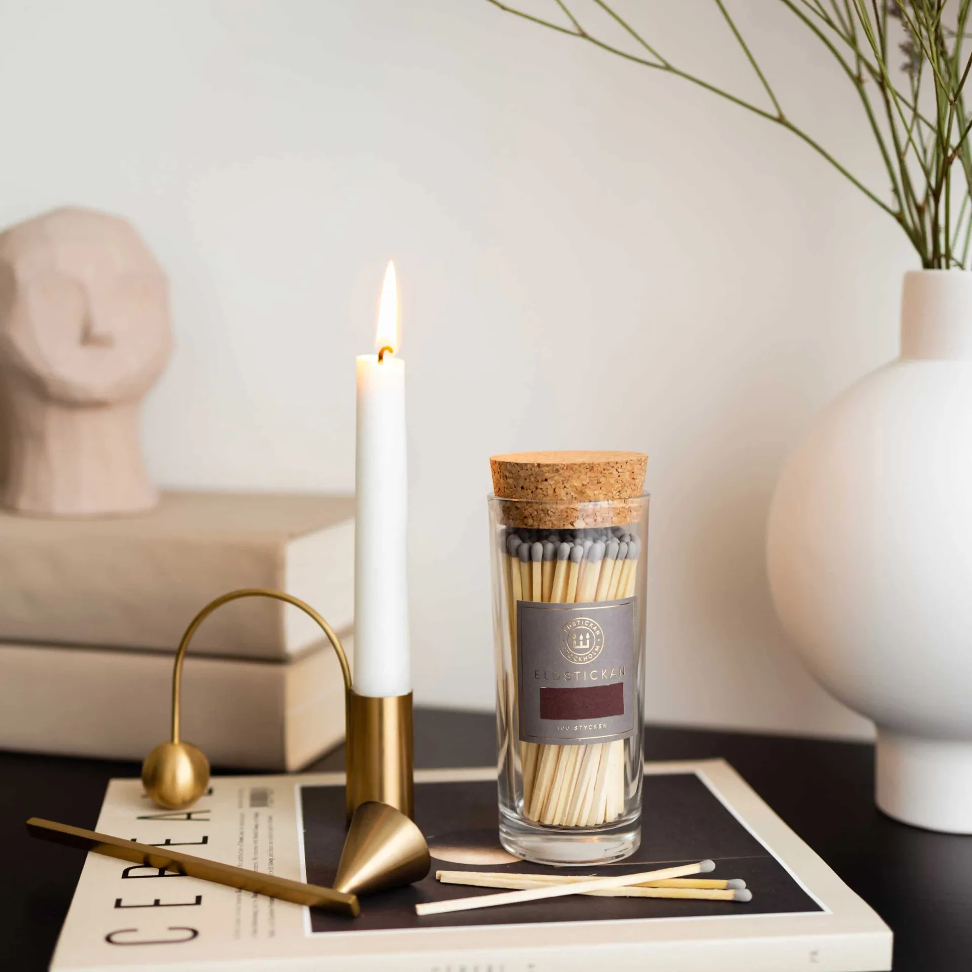 Stora Eldstickan fyrstikkeske, 100 fyrstikker, Stor aske Eldstickan