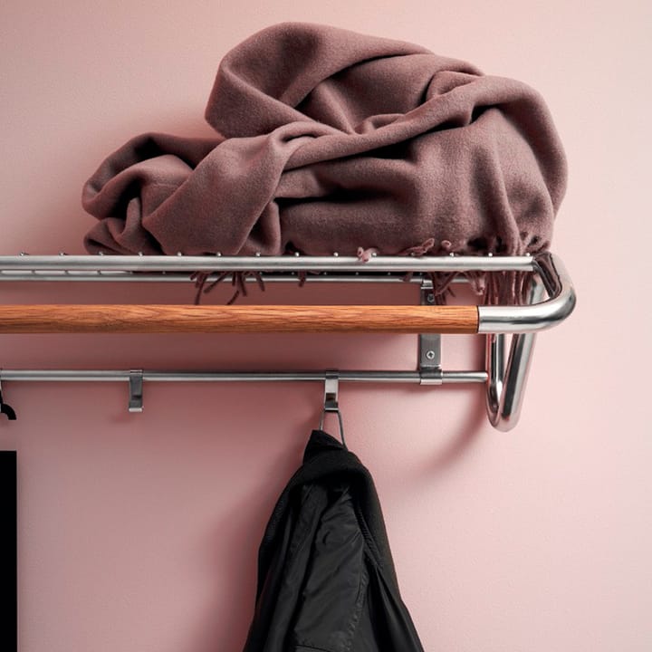 Funk hattehylle, Rustfritt stål, oljet eikerundstav. Essem Design