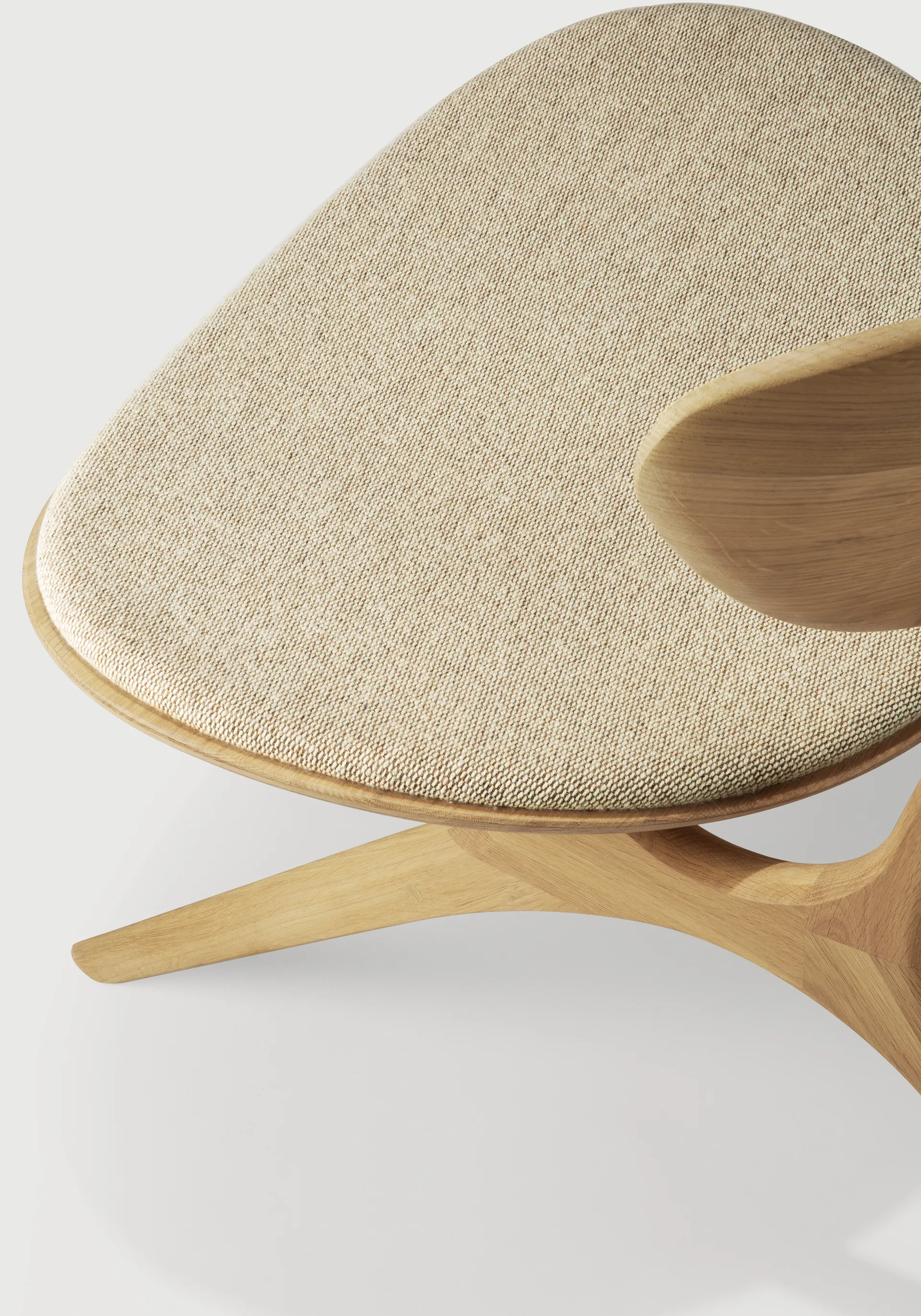 Eye loungestol, Eik, off white Ethnicraft