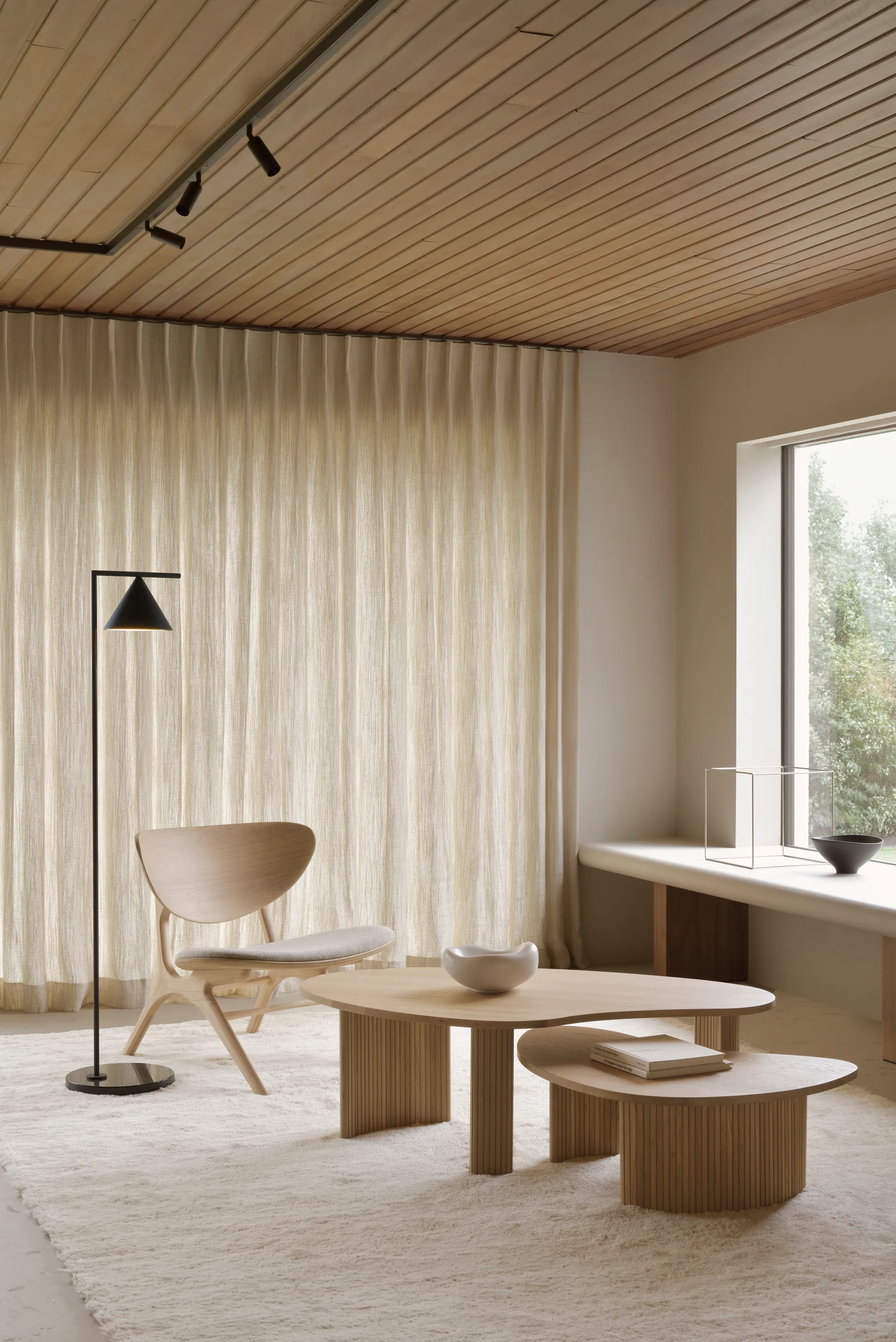 Eye loungestol, Eik, off white Ethnicraft