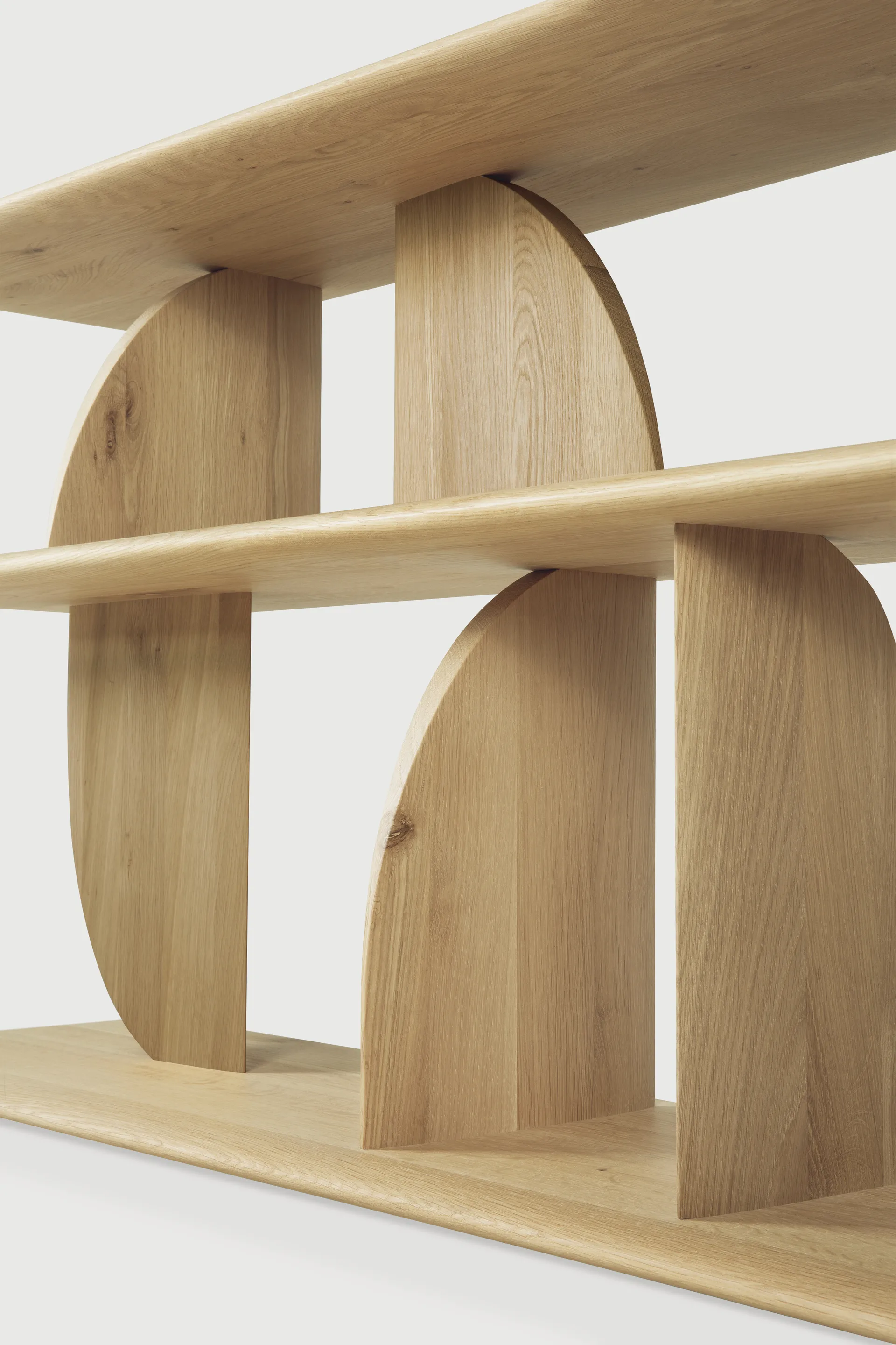 Geometric konsoll, Eik Ethnicraft