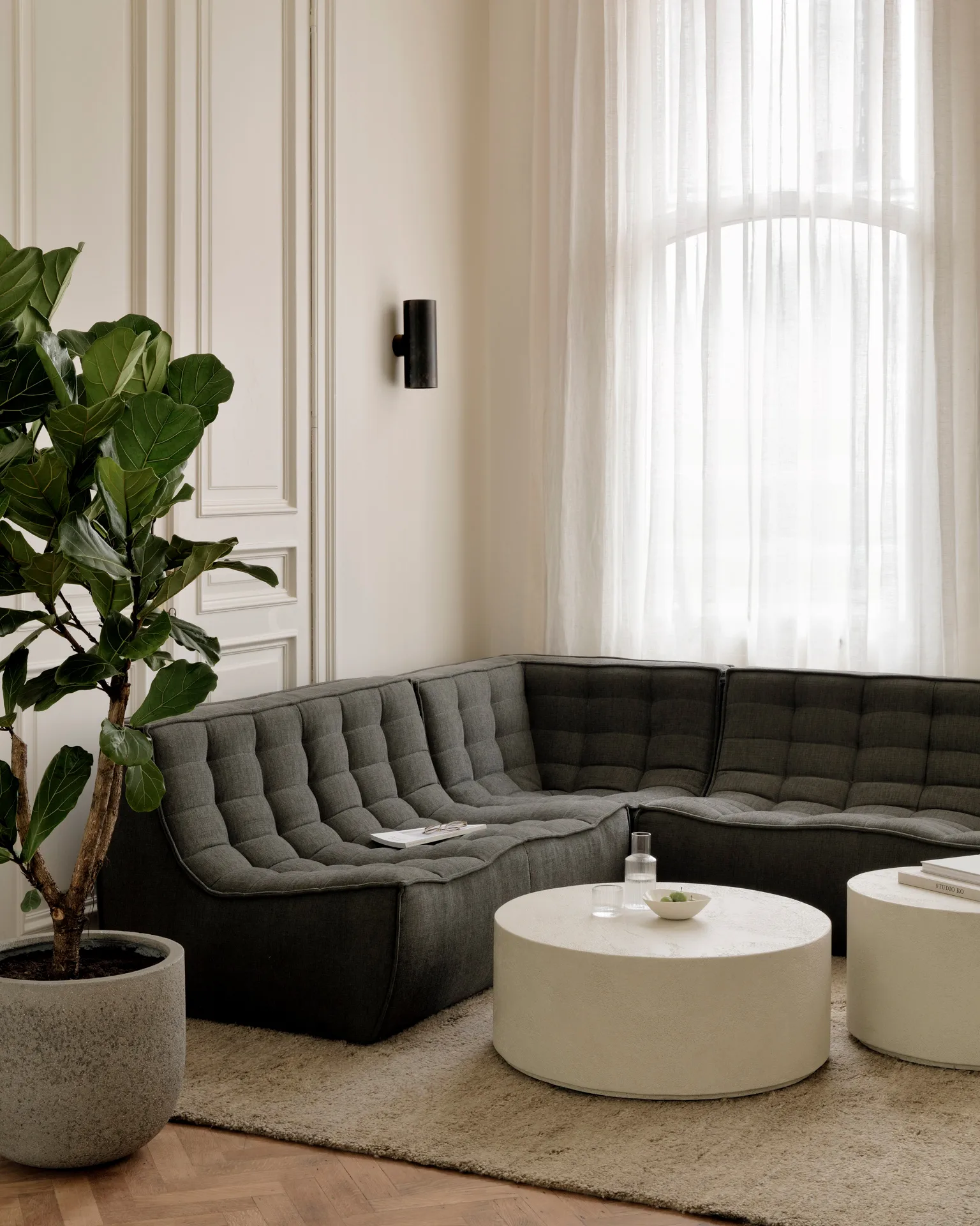 N701 modulhjørnesofa med rett hjørne, stoff Moss Eco, 301x231 cm,  Ethnicraft