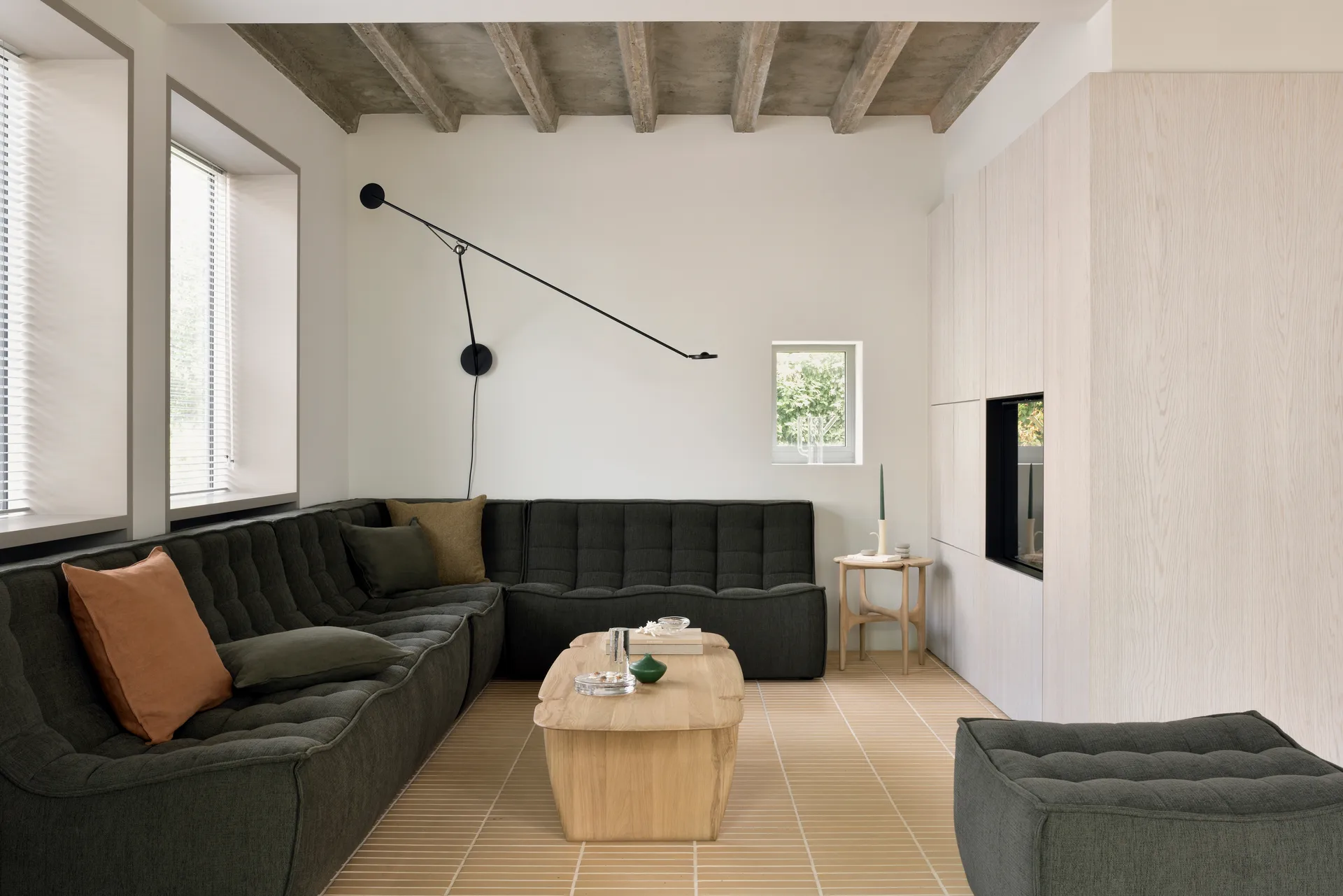 N701 modulhjørnesofa med rett hjørne, stoff Moss Eco, 301x231 cm,  Ethnicraft
