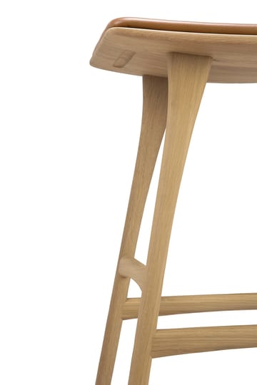 Osso Counter høy krakk 67 cm - Lakkert eik - Ethnicraft
