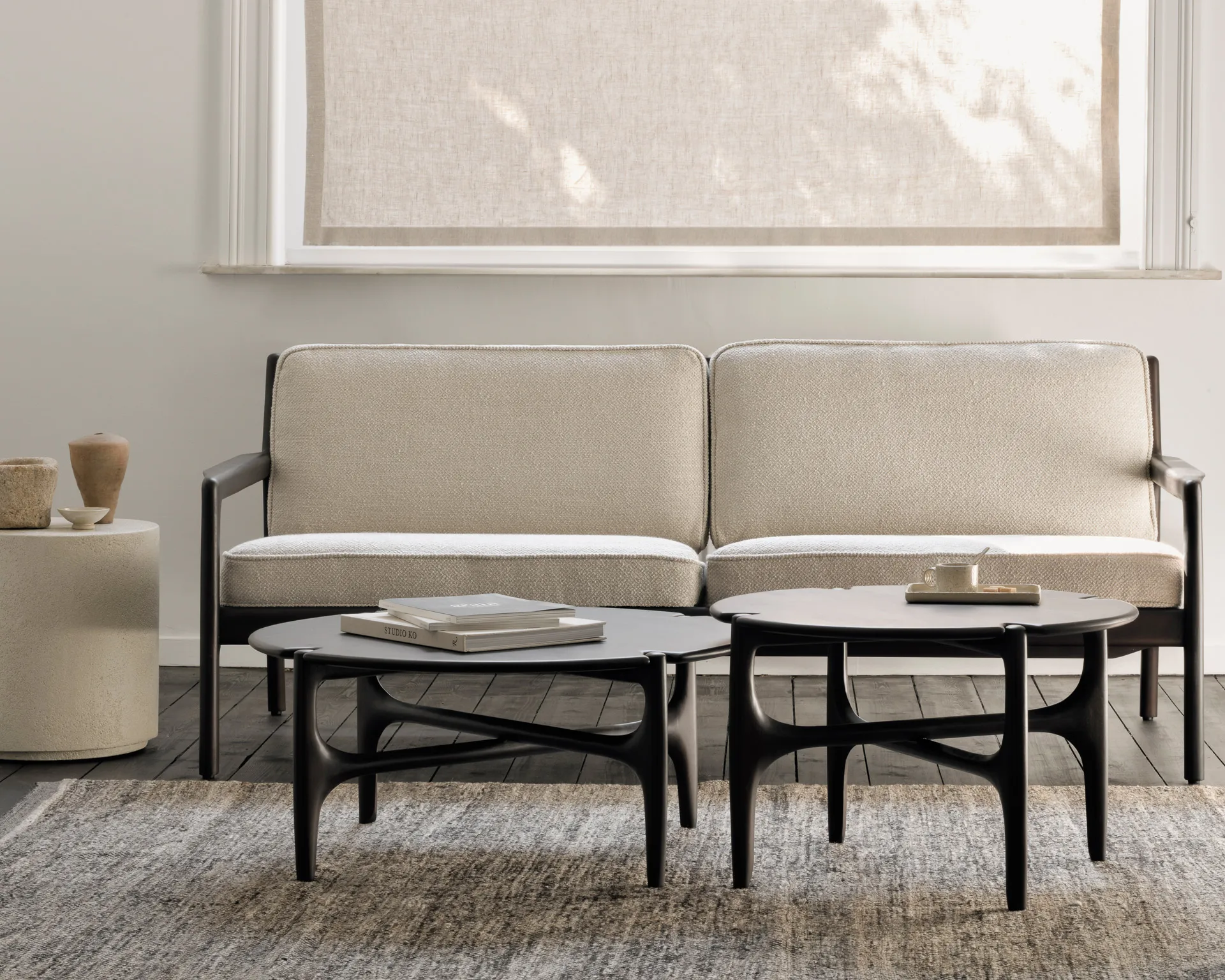 PI Salongbord Ø 80 cm, Lakkert Mahogni Ethnicraft