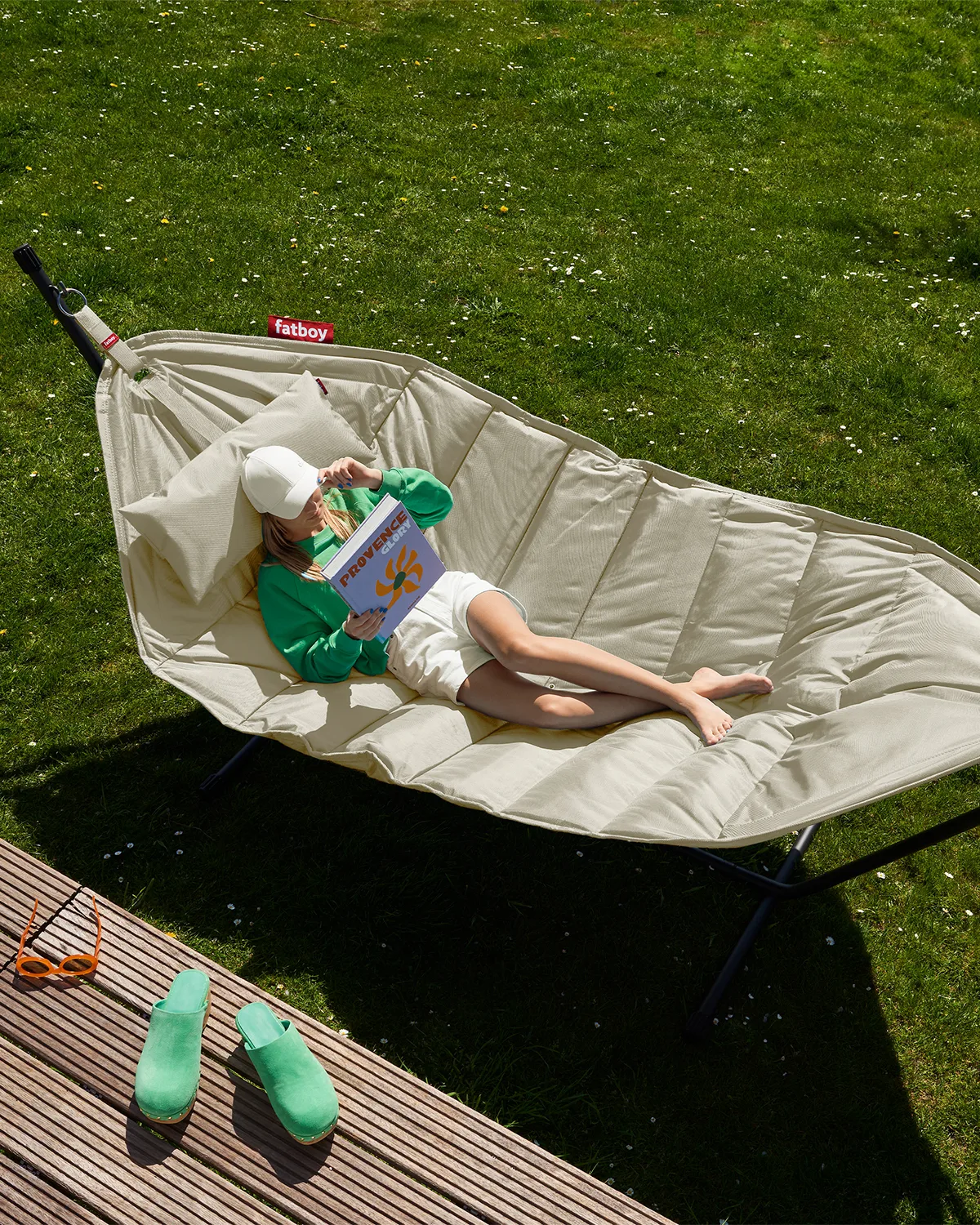 Headdemock hengekøye, Cream, inkl. stativ svart + nakkpute Fatboy