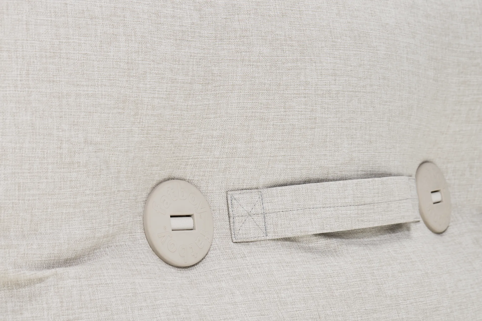 The BonBaron outdoor lenestol, Mist, 120x120x75 cm Fatboy