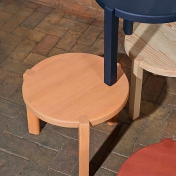D108 Ragnesminde sofabord Ø48 cm - Fersken - FDB Møbler