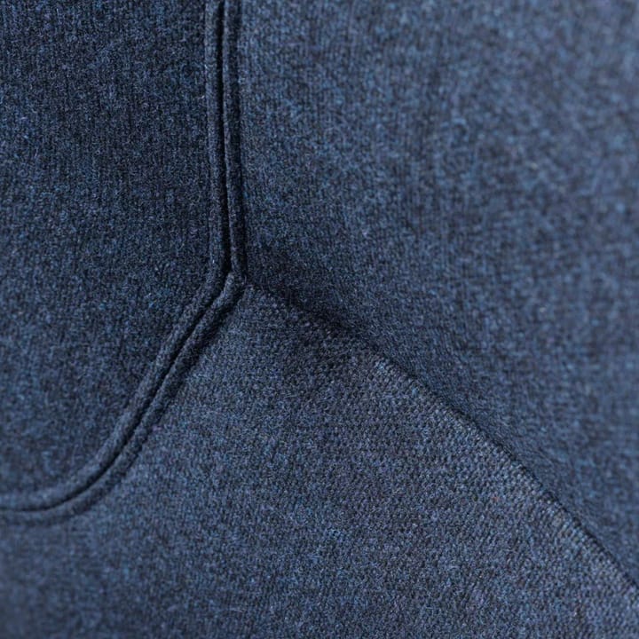 L35 Gesja Wing Chair lenestol, Dark blue-lakkert eik FDB Møbler