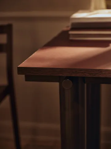 Atura spisebord - Dark chocolate-burgundy, 90x160 cm - Ferm Living