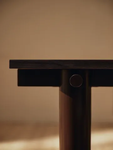 Atura spisebord - Dark chocolate-mørkbeiset eik, 90x200 cm - Ferm Living