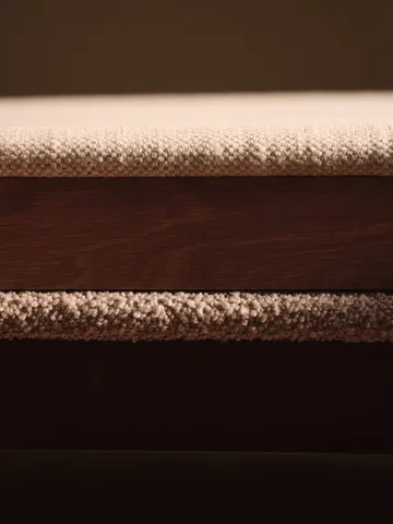 Boda karmstol - Polstret sete, natural oak-off-white - Ferm Living