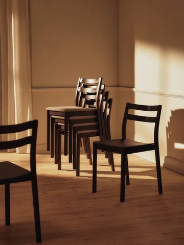 Boda stol - Mørkbeiset eik - Ferm Living