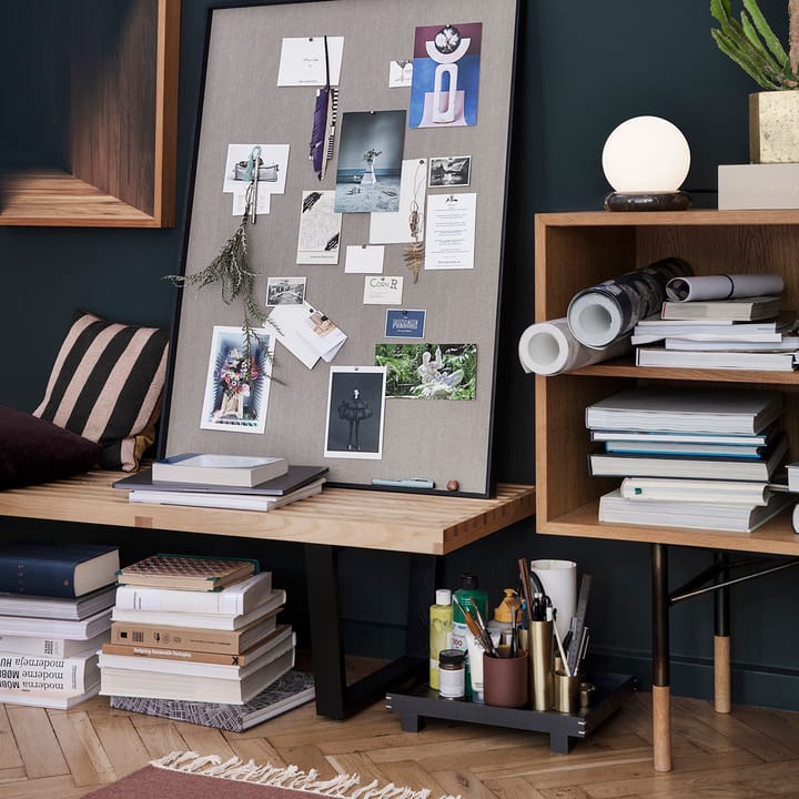 Bon trebrett small, Svartbeiset eik Ferm Living