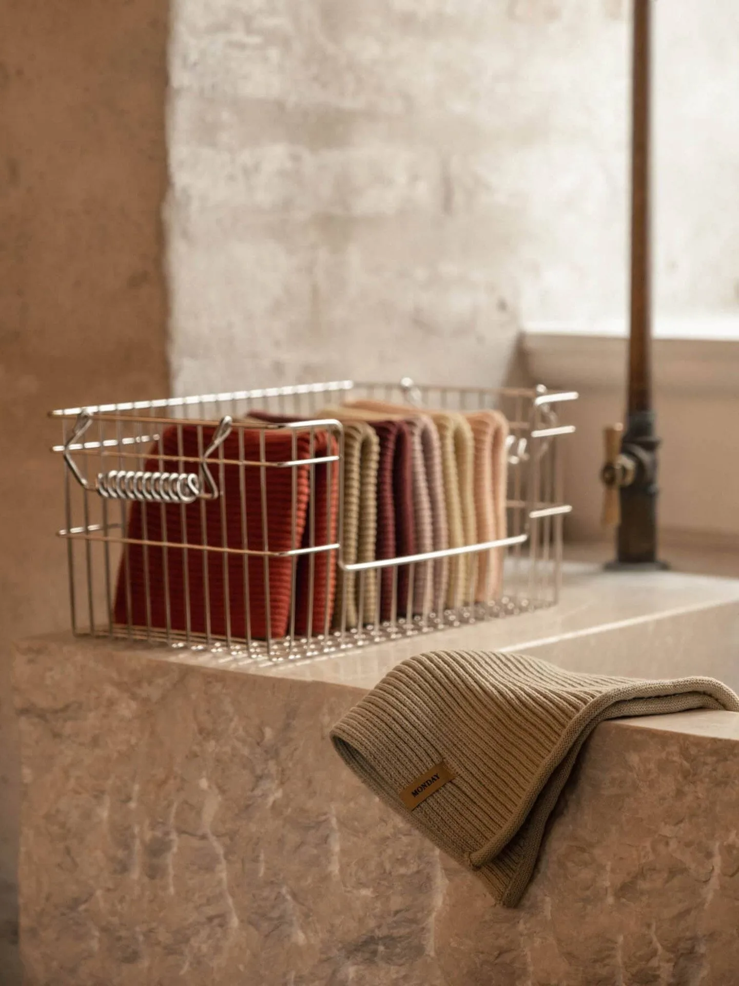 Cala stabelbar kurv 2-pakning, Stainless Steel, 28,7x18x13 cm Ferm Living