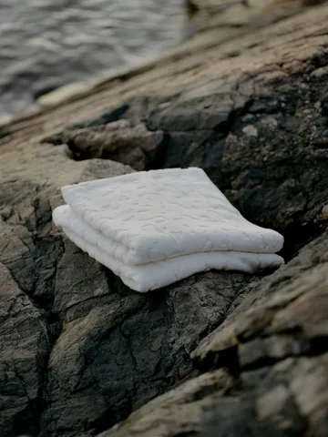 Cilla håndkle - Off-white, 70x140 cm - Ferm Living