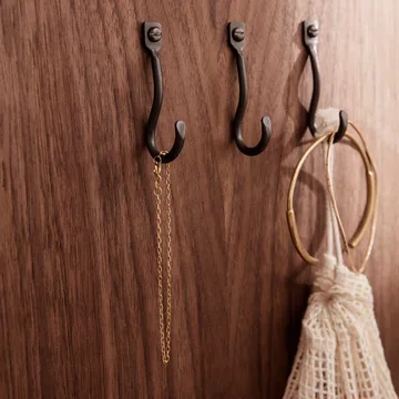 Curvature knagg 3-pakning - Svart messing - Ferm Living