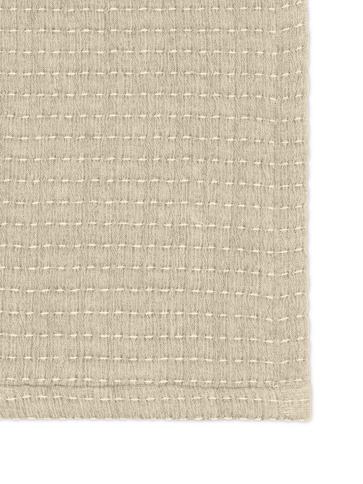 Daze sengeteppe 240 x 250 cm, Beige Ferm Living