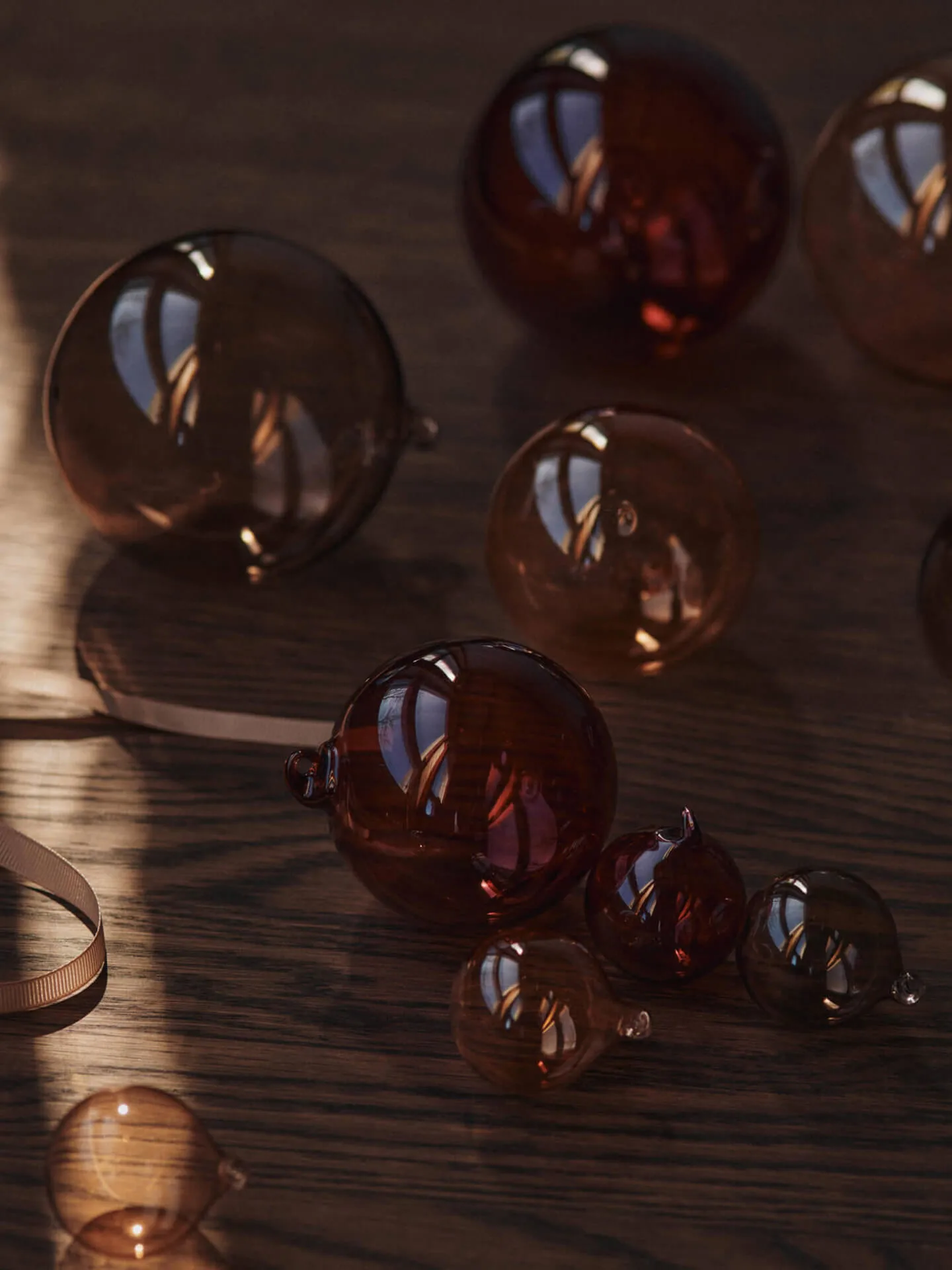 Glasskule julkulor L Ø10 cm 3 deler, Roseate Translucent Ferm Living