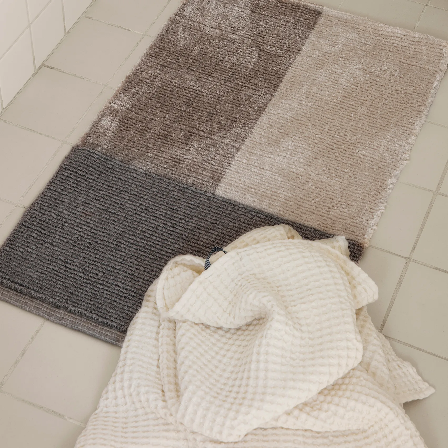 Håndkle økologisk bomull offwhite, 70x140 cm Ferm Living