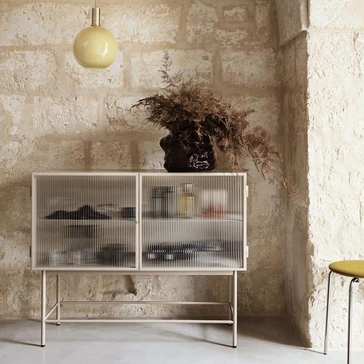 Haze sidebord, cashmere, bølgete glass Ferm Living