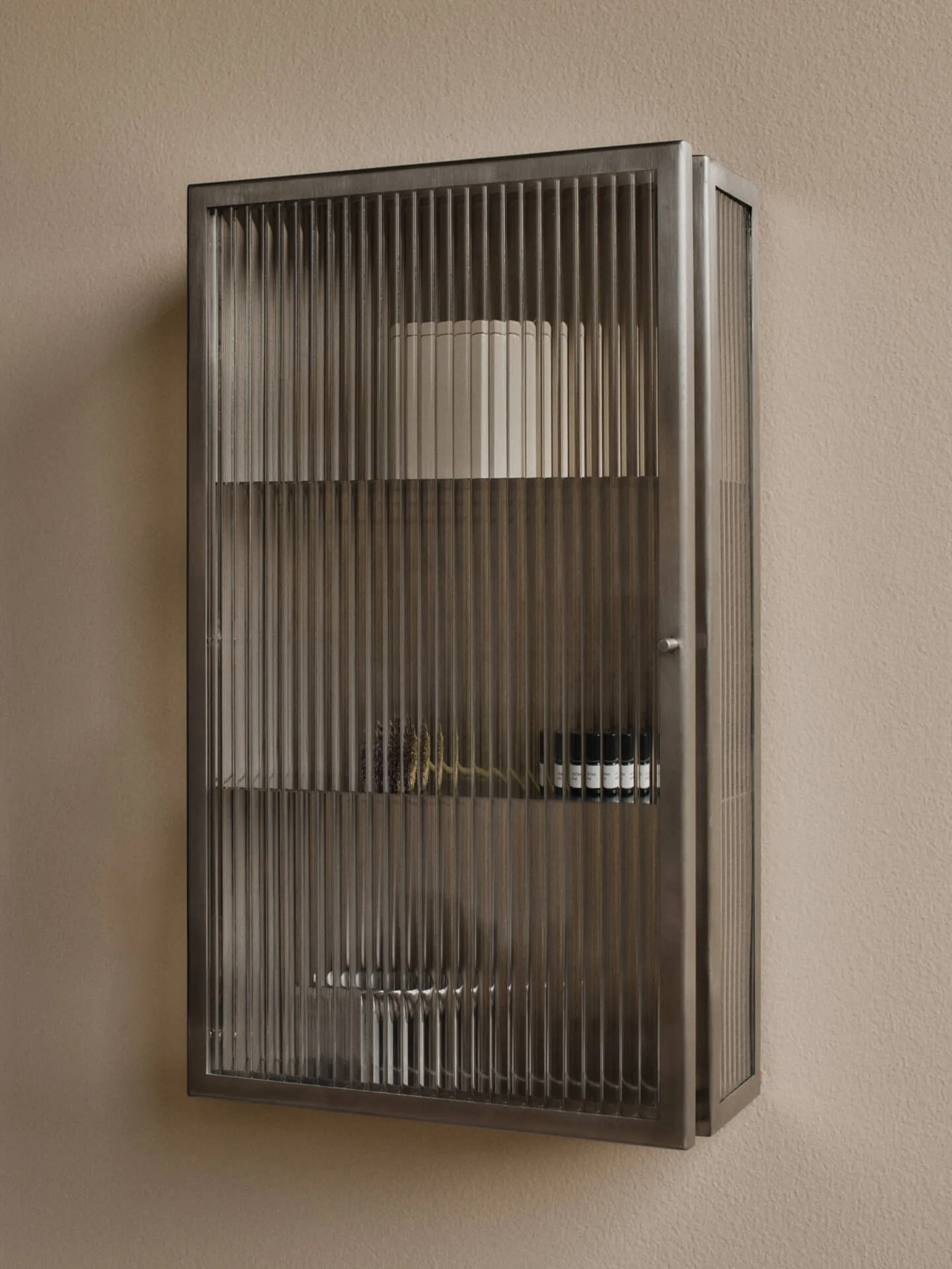 Haze veggskap, Reeded glass - stainless steel Ferm Living