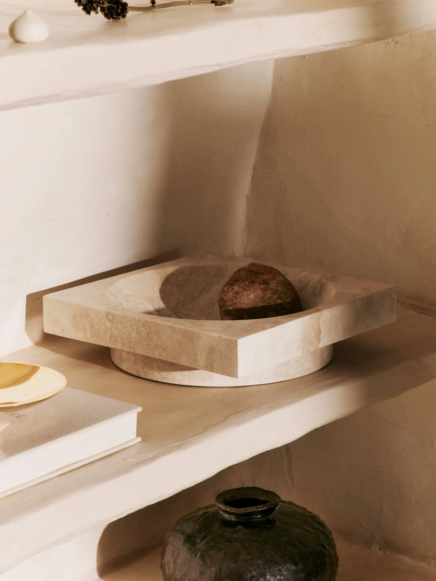 Hew dekorasjonsskål lav, Travertine Ferm Living