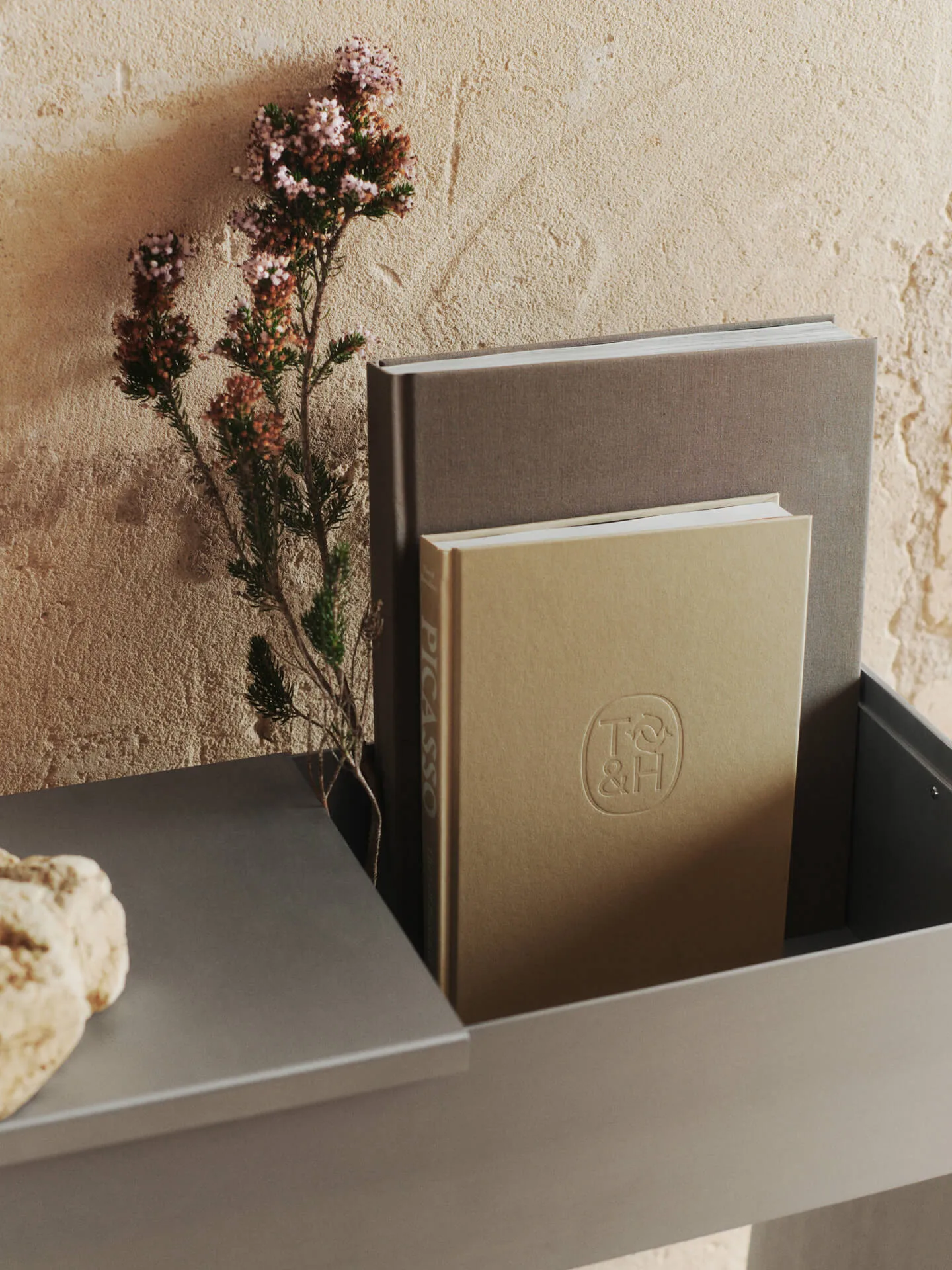 Lager brett stor til plantbox 26x26 cm, Aluminium Ferm Living