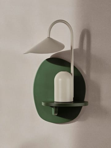 Pilu vegghylle 25 cm - Verdant Green - Ferm Living