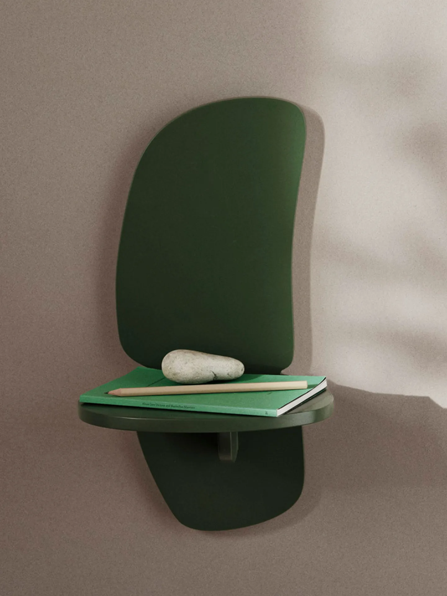 Pilu vegghylle 40 cm, Verdant Green Ferm Living