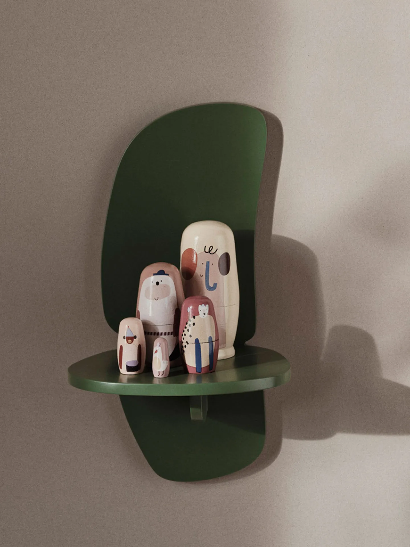 Pilu vegghylle 40 cm, Verdant Green Ferm Living