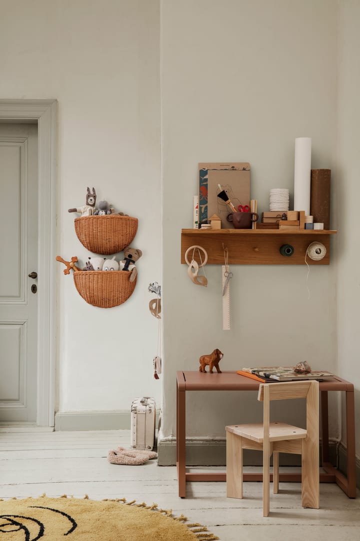 Place Rack knaggrekke hylle eik, Medium Ferm Living