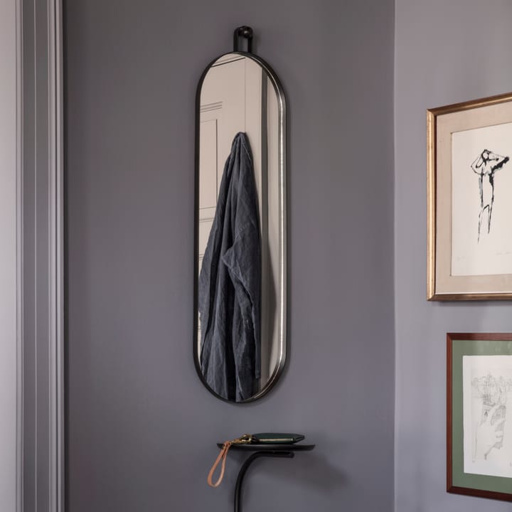 Poise oval speil, svart Ferm Living