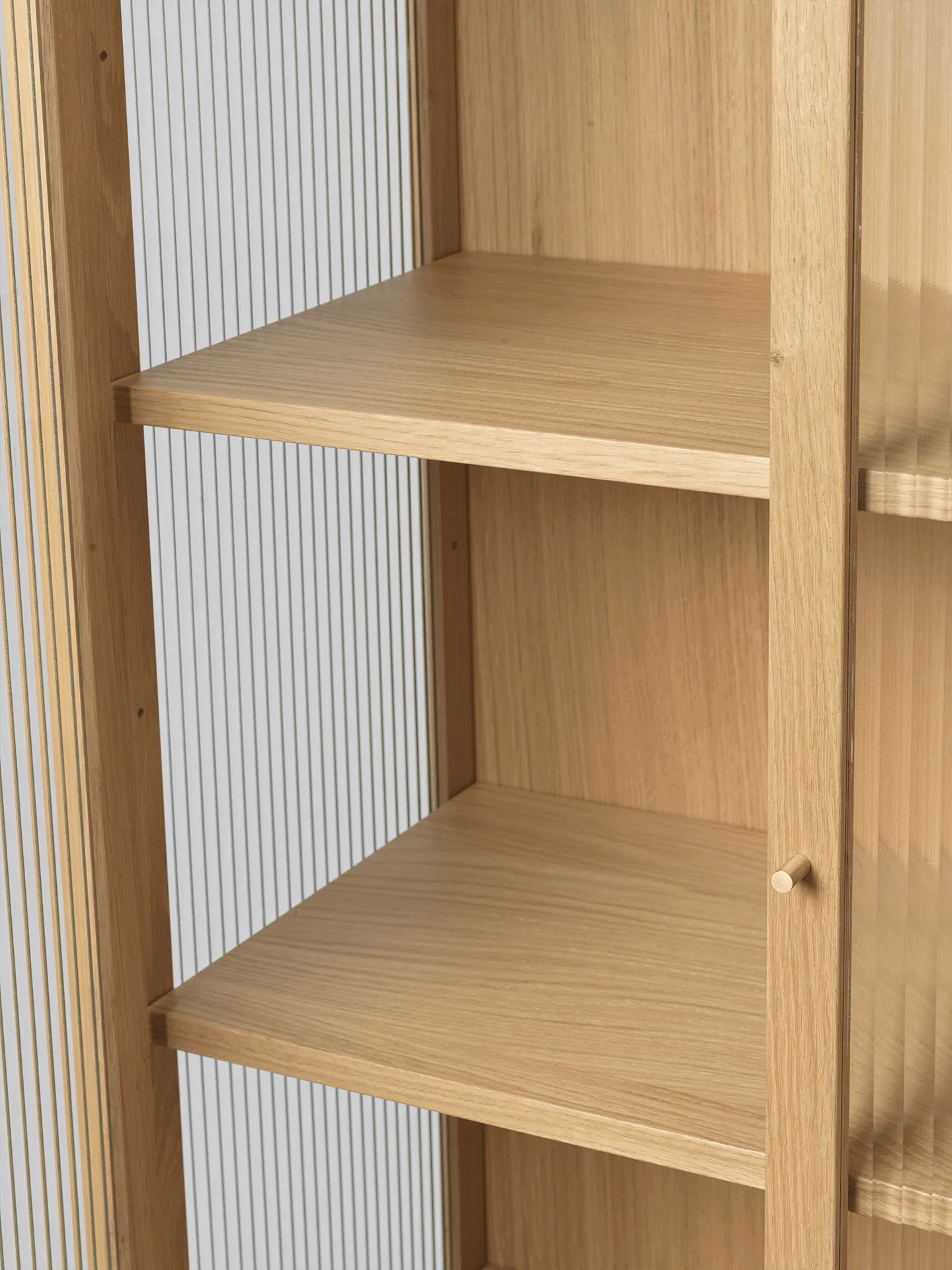 Reed vitrineskap 70x155 cm, Natural oak Ferm Living