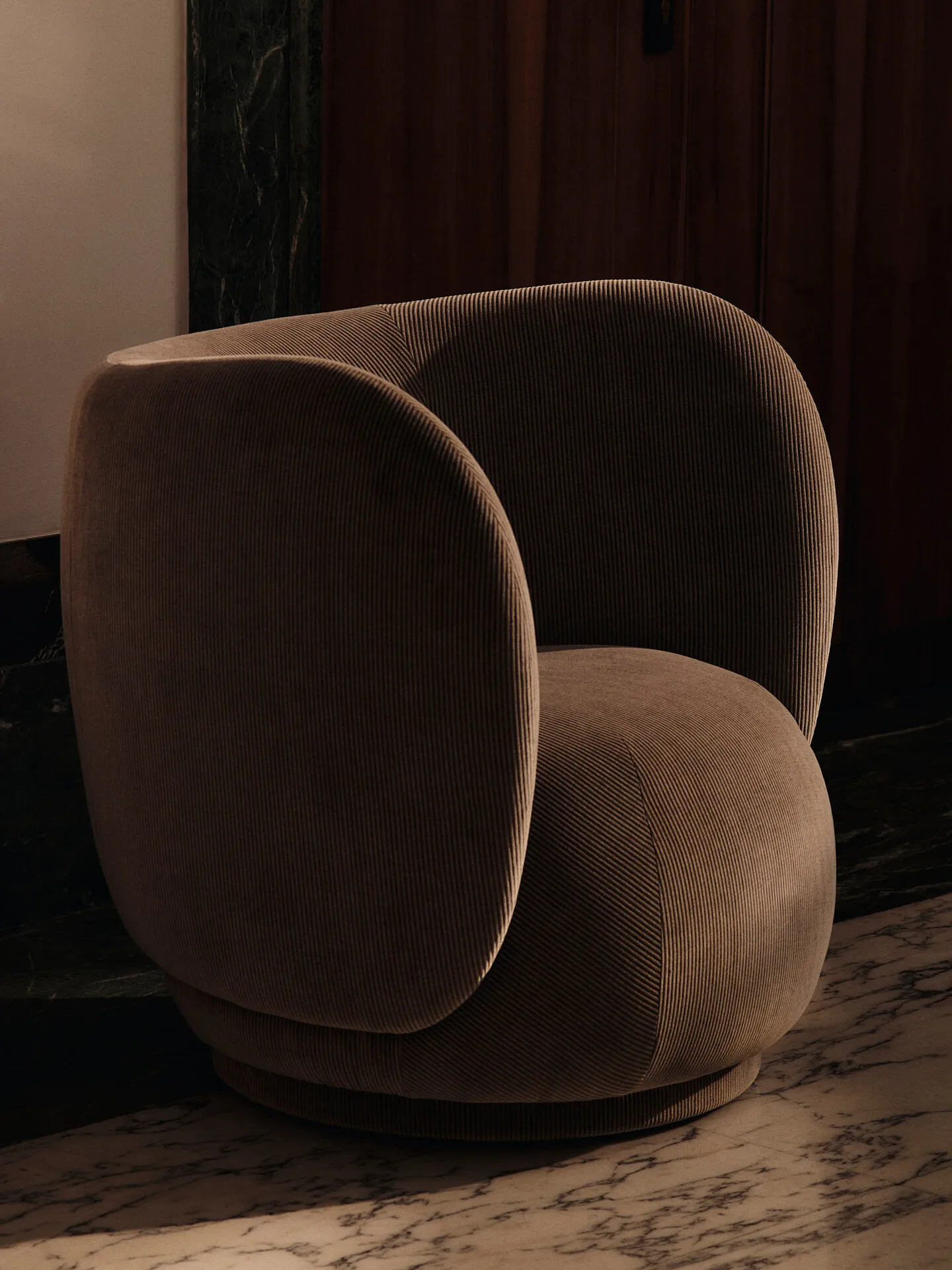 Rico lounge chair lenestol, Devoré velvet-Flint grey Ferm Living