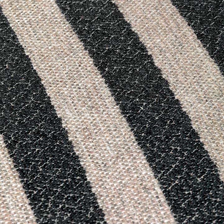 Rico sofa 2-seter, Louisiana sand black Ferm Living