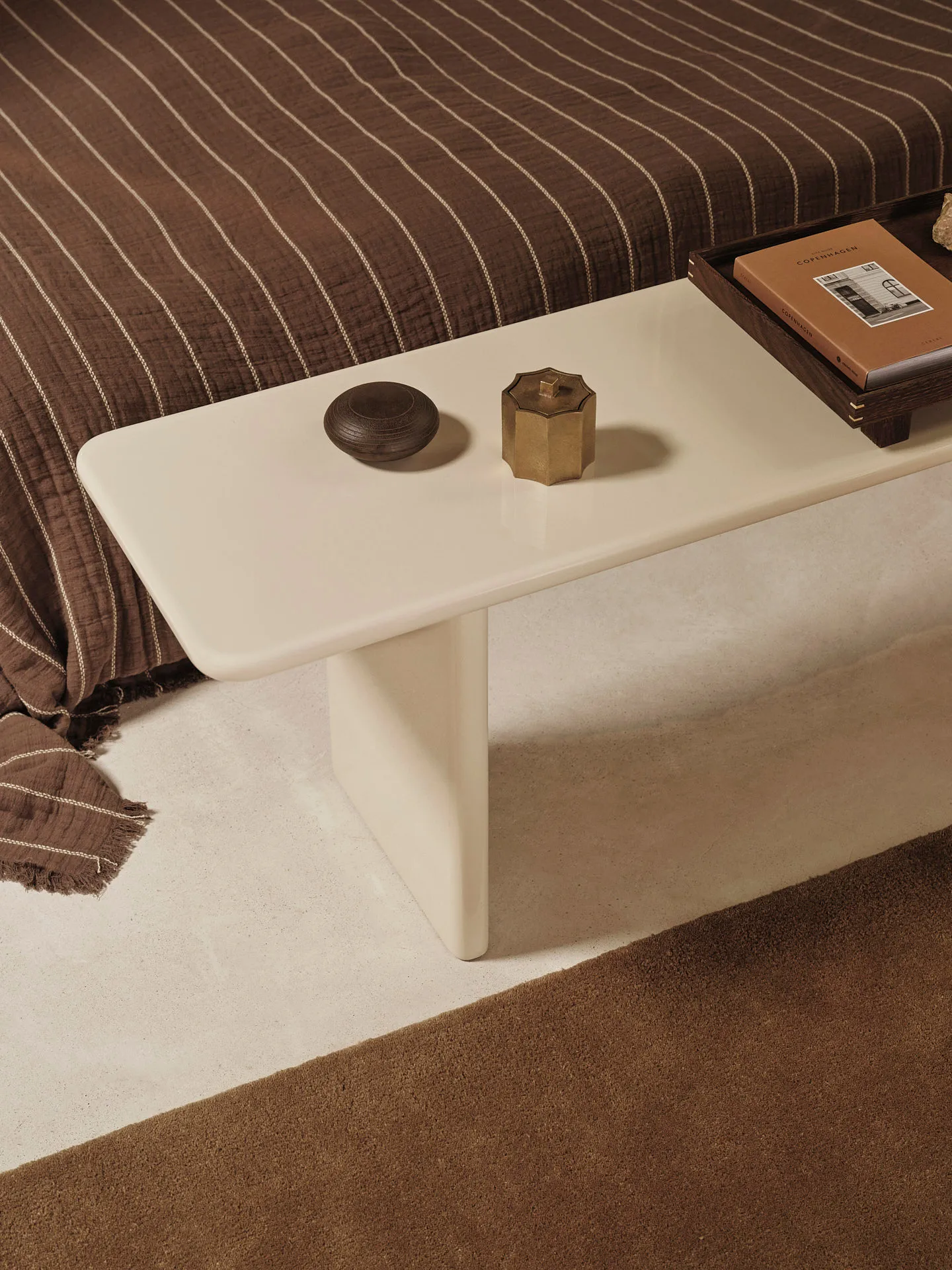 Rink benk 140 cm, Eggshell Ferm Living