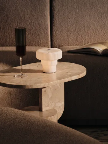 Ripple bærbar bordlampe - White, 10 cm - Ferm Living