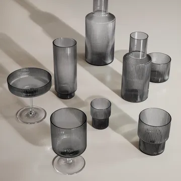 Ripple long drink glass 4-pakning - Smoked grey - Ferm Living