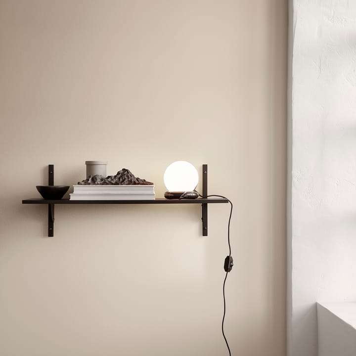 Sector hylle L/S, Svart ask-svart Ferm Living