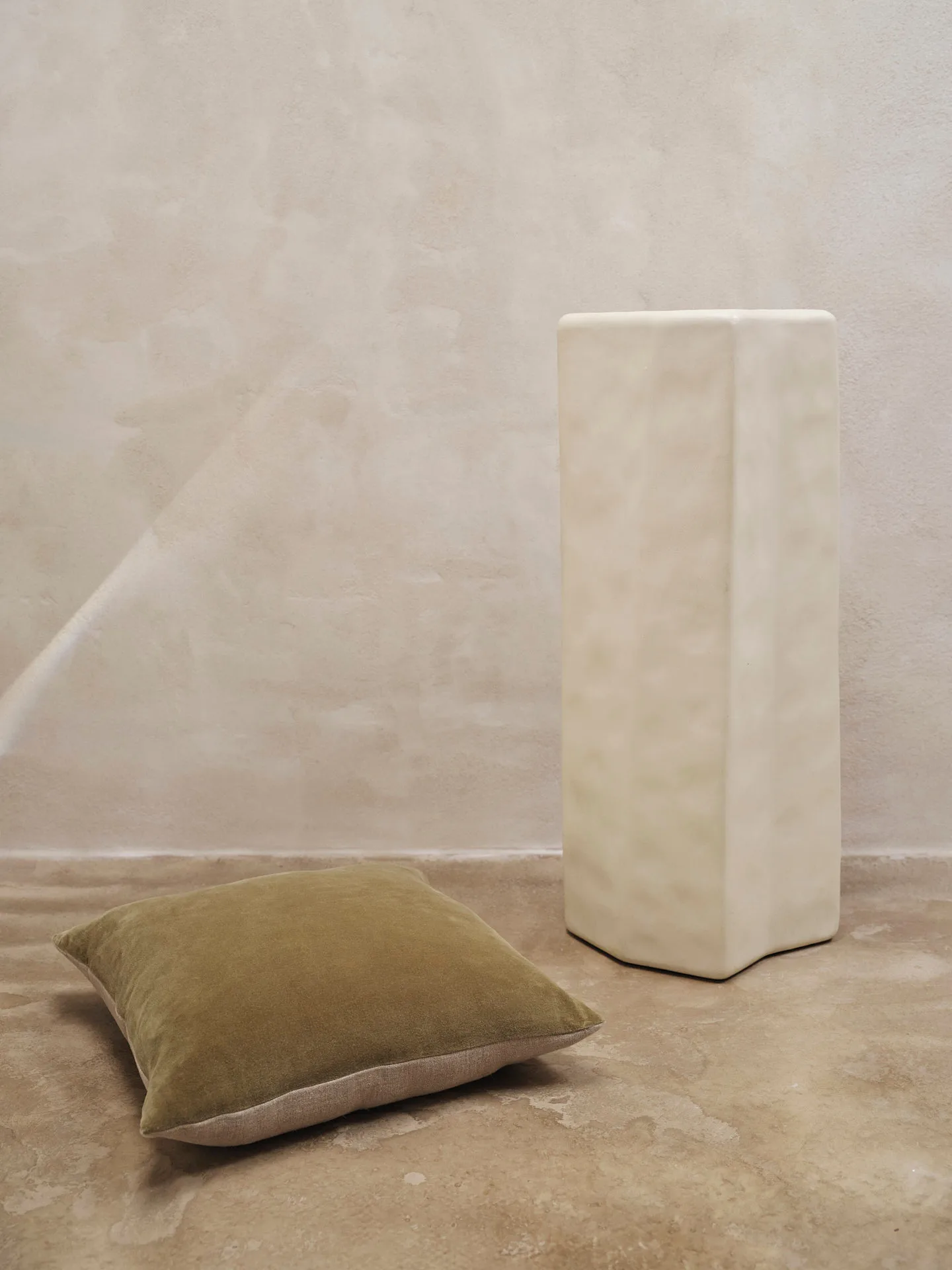 Senti pute 50x50 cm, Khaki Ferm Living