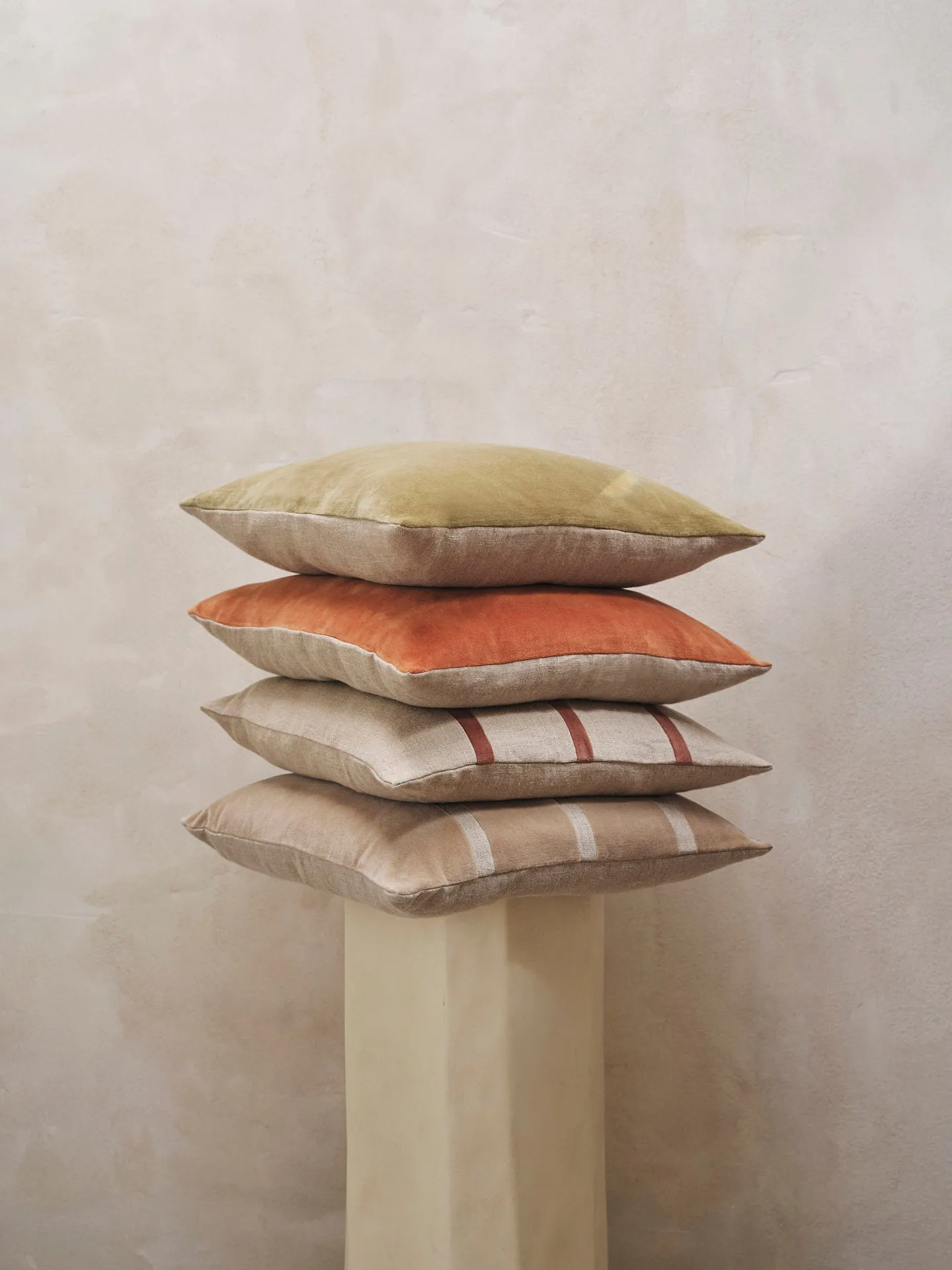 Senti pute 50x50 cm, Khaki Ferm Living