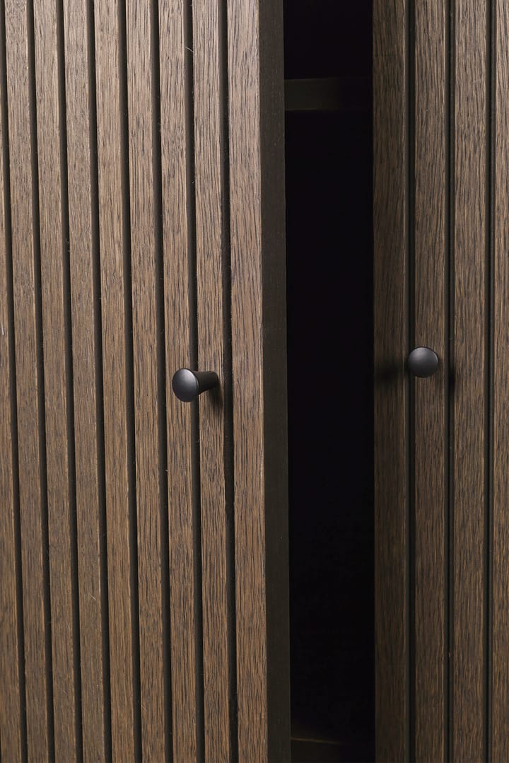 Sill veggskap 42,5 x 85 cm, Dark stained oak Ferm Living