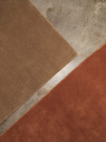 Stille tuftet teppe - Red brown, 200x300 cm - Ferm Living